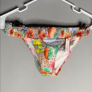 Discontinued Victoria’s Secret Bikini!